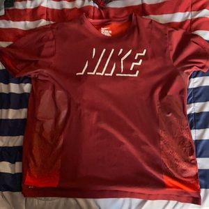 Nike DRI-FIT T-Shirt